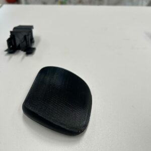 Cache lave-phare avant – Renault Safrane II