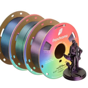Alignement de quatre bobines de filament Polymaker PLA Panchroma Starlight présentant un effet métallique irisé du bleu au violet, avec une étiquette colorée distincte de la marque sur fond blanc. Au premier plan à droite, une figurine détaillée imprimée en 3D dans un coloris Starlight Nebula violet foncé illustre le rendu final de la matière